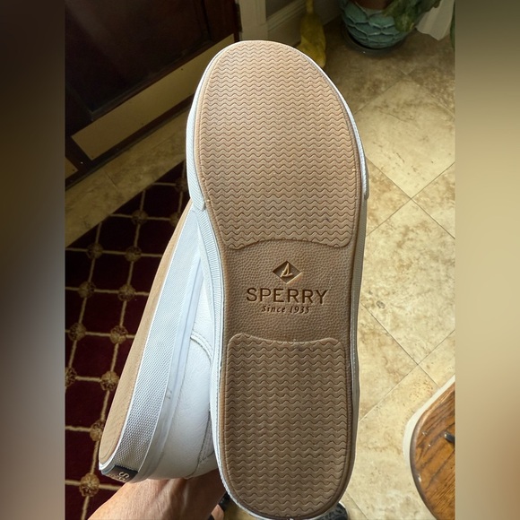 Sperrys ladies sneaker size 10 white very good condition men’s size 8 1/2 - Picture 4 of 15